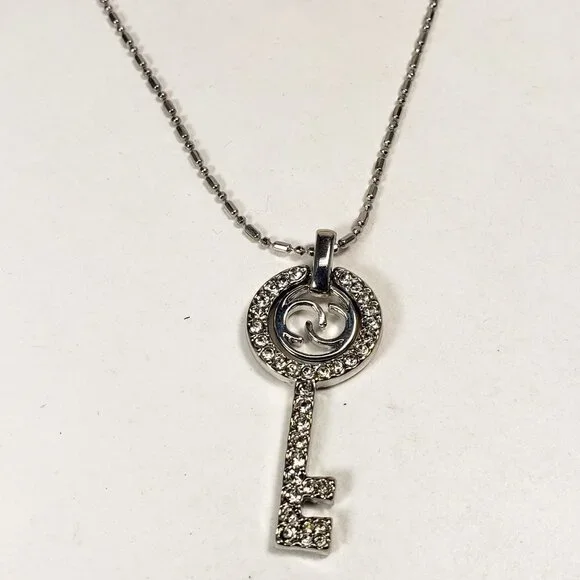 Women's Stunning Silver tone Dot & Dash Chain Necklace - With a Pave Key Pendant - Picture 4 of 7